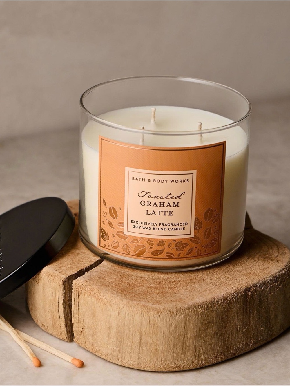 Bath & Body Works Toasted Graham Latte Candle - Cream & Orange Label